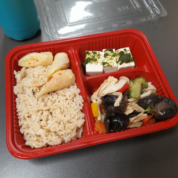 photo of D’Life Signature Lunch Bento shared by @darkchocoholic on  02 Sep 2025 - review