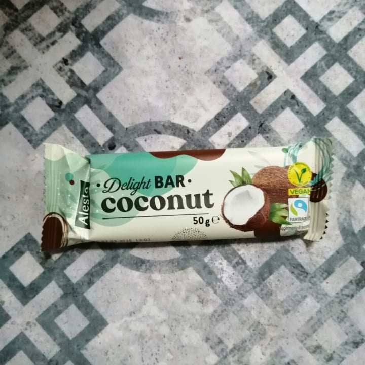 photo of Alesto coconut delight bar shared by @anthe on  30 Apr 2024 - review
