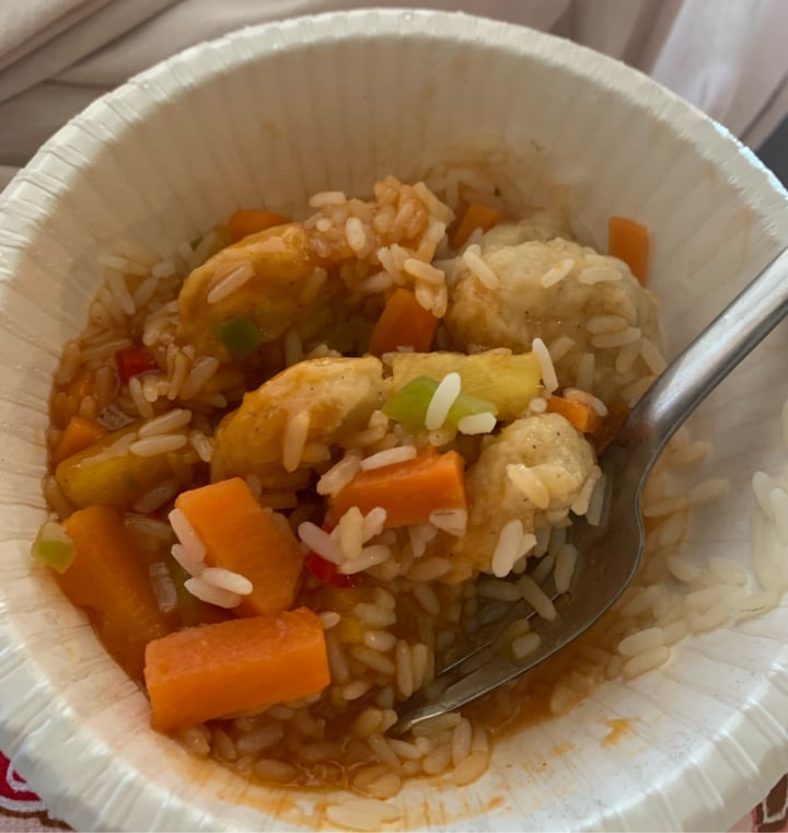 photo of Gardein Sweet & Sour Chick’n - Ultimate Plant-Based Bowls shared by @roserose on  22 Nov 2023 - review