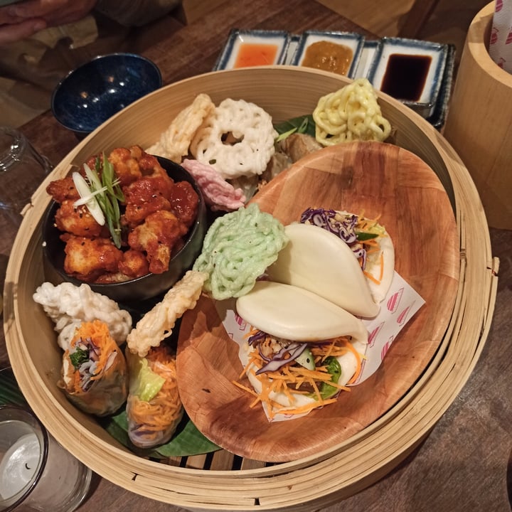 photo of Veganees Streetfood Basket shared by @gingerica on  04 Nov 2023 - review