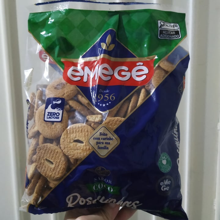 photo of Emegê Rosquinhas Sabor Côco shared by @cassiot on  23 Mar 2025 - review