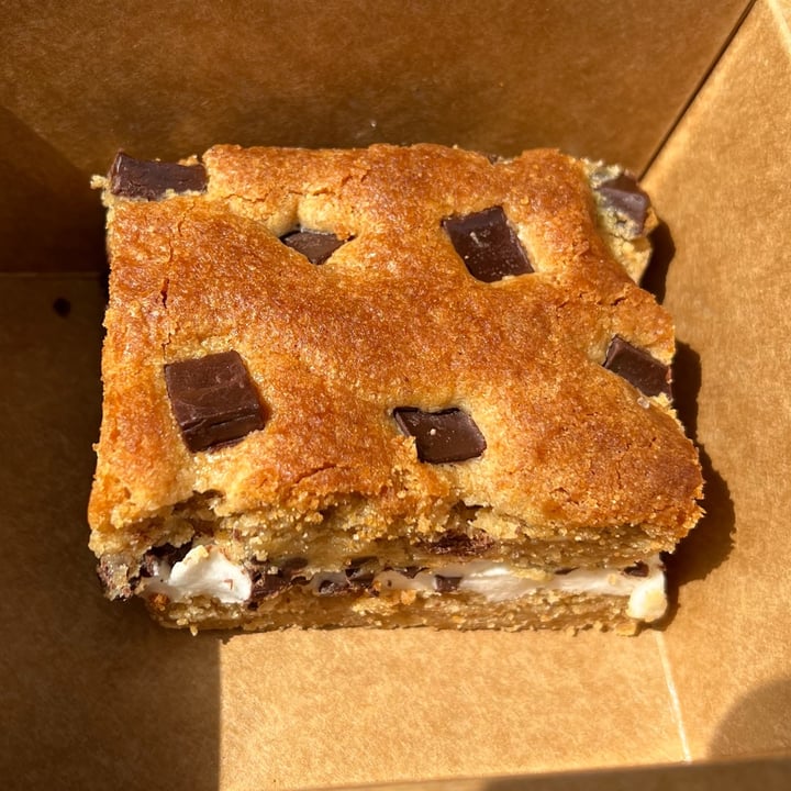 photo of Valhalla Bakery S’mores Bar shared by @aubreyj27 on  24 Feb 2024 - review