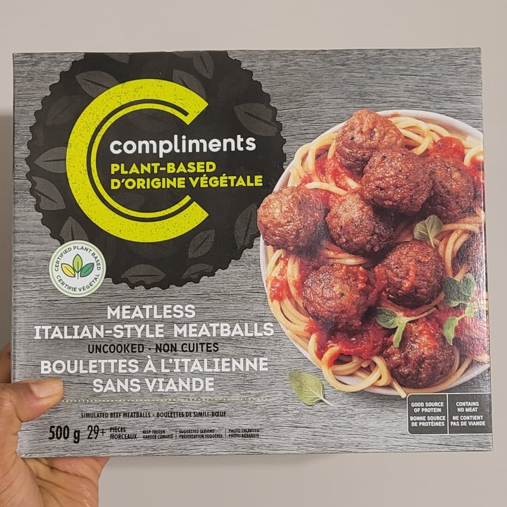 photo of Compliments Meatless Italian-Style Meatballs shared by @theveglife on  07 Nov 2023 - review