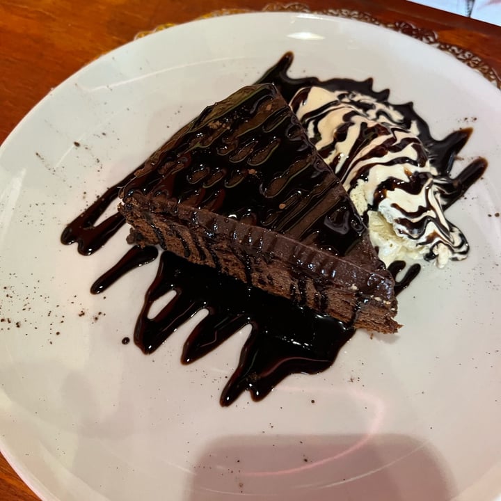 photo of Vegan Butcherie by Romeo & Vero (Delivery and Takeaway) Chocolate Cake shared by @peppadew on  10 Aug 2024 - review