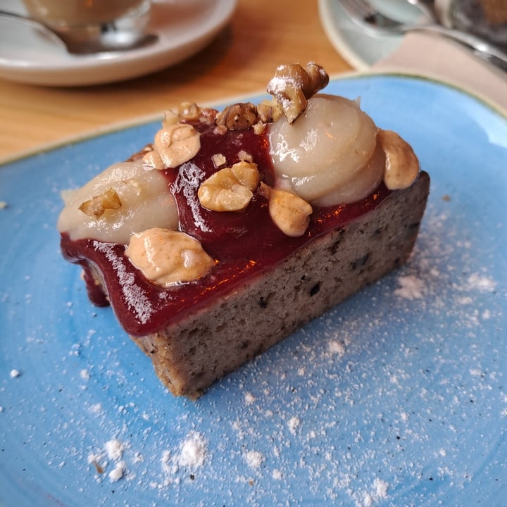 photo of Blu Bar Banana Bread shared by @elkeandrea9 on  03 Sep 2023 - review