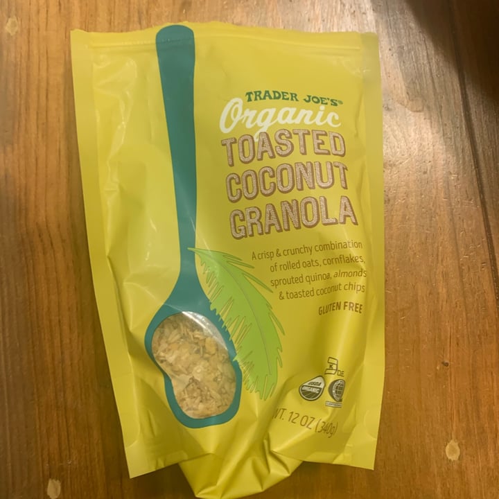 photo of Trader Joe's Organic Toasted Coconut Granola shared by @roserose on  29 Apr 2024 - review
