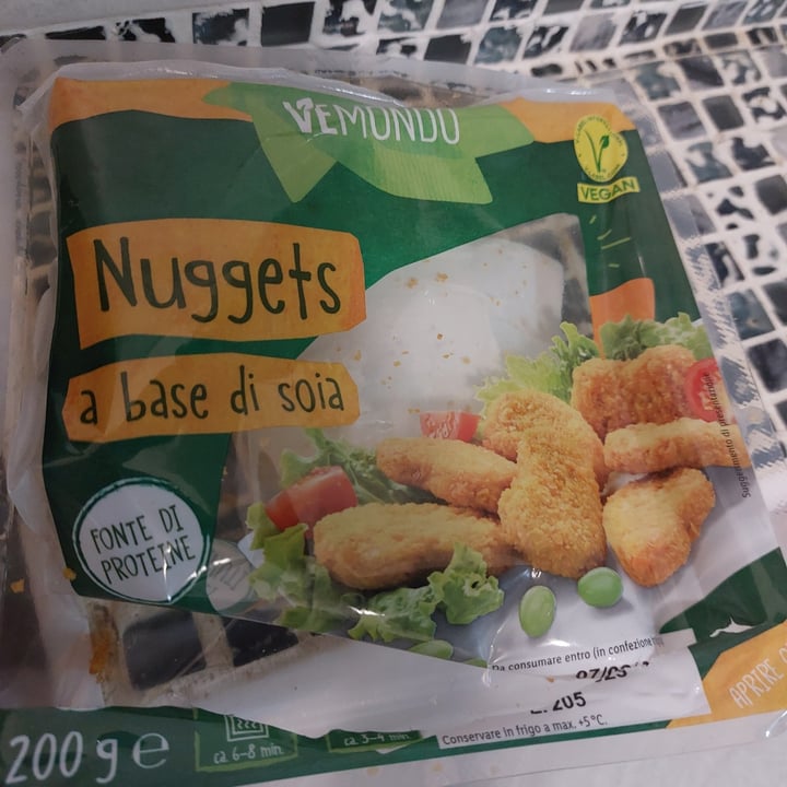 photo of Vemondo Nuggest a base di soia shared by @mikimante on  17 Aug 2023 - review