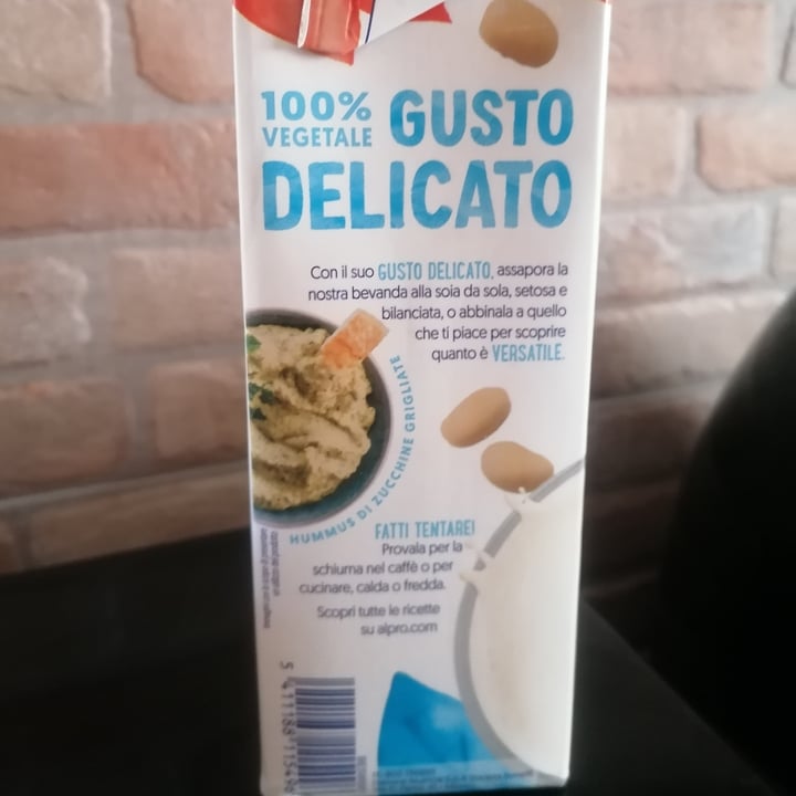 photo of Alpro soia senza zucchero shared by @lacla2022 on  25 Aug 2024 - review