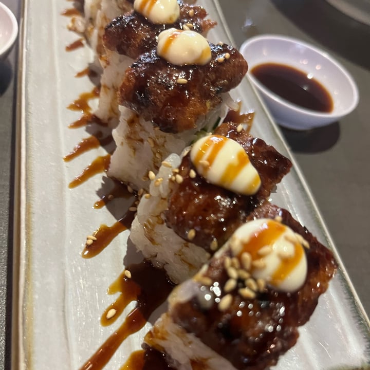 photo of Herbivore Unagi Maki shared by @soy-orbison on  19 Sep 2023 - review