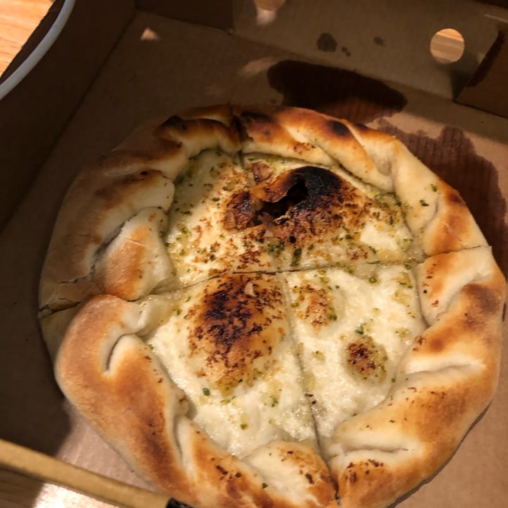 photo of The Square Garlic Pizzette shared by @bessiebean on  01 Apr 2024 - review