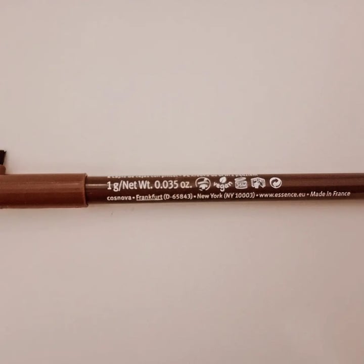 photo of Essence Cosmetics Eyebrow Designer shared by @charliestarr on  16 Mar 2024 - review