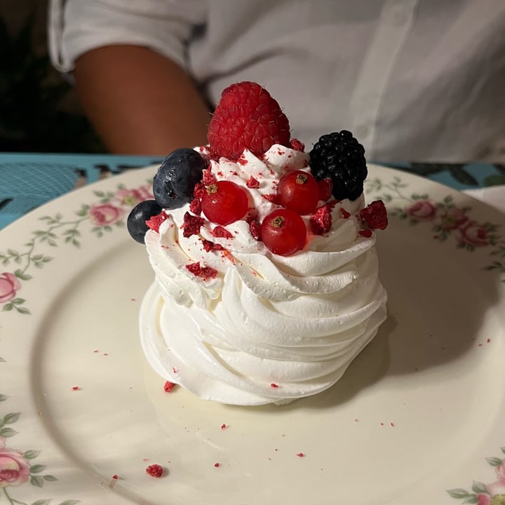 photo of Sementis pavlova shared by @auroratufaro on  21 Aug 2024 - review