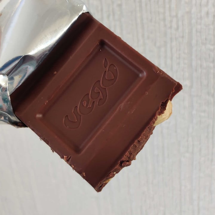 photo of Vego Whole Hazelnut Chocolate Bar (Mini 65gms) shared by @filter-kaapi on  16 Oct 2023 - review