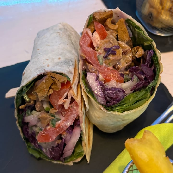photo of Veggiezz Gyros Wrap shared by @mykemical on  04 Apr 2024 - review