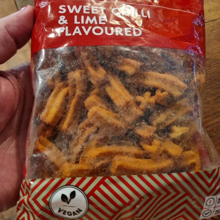 photo of Woolworths Food Crunchy Stix: Sweet Chilli & Lime Flavoured shared by @carmz on  11 Apr 2024 - review