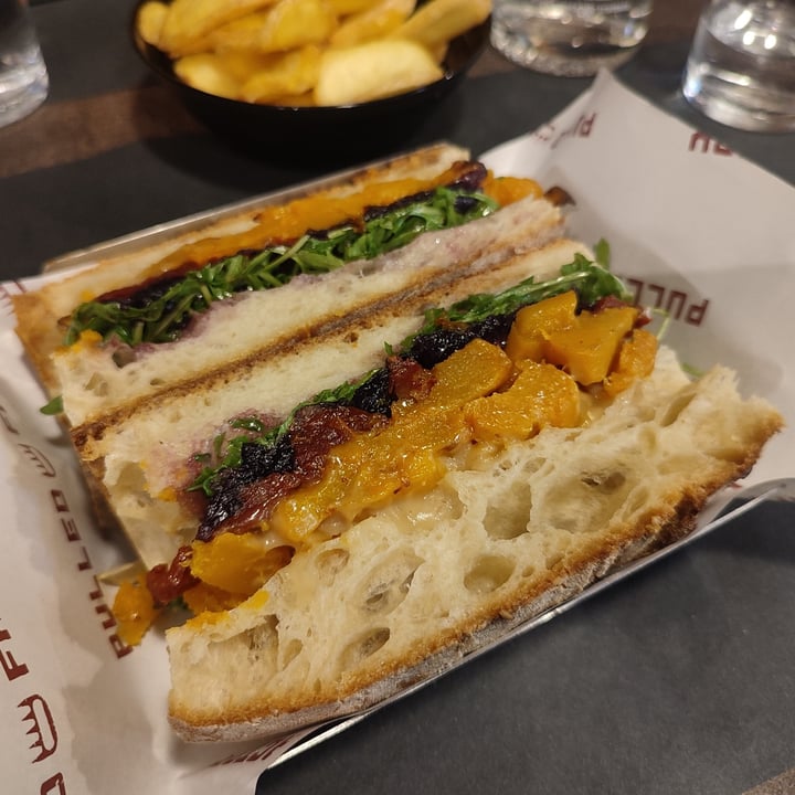 photo of Pulled Factory | BBQ Sandwich Dave (Senza formaggio) shared by @hella on  29 Dec 2024 - review