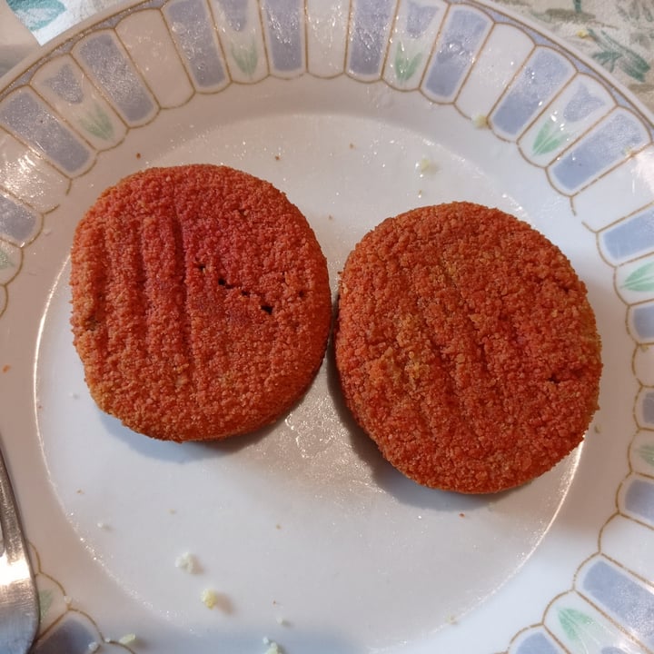 photo of Vemondo Burger Di Tofu Alla Barbabietola Rossa shared by @susberry on  01 Sep 2025 - review