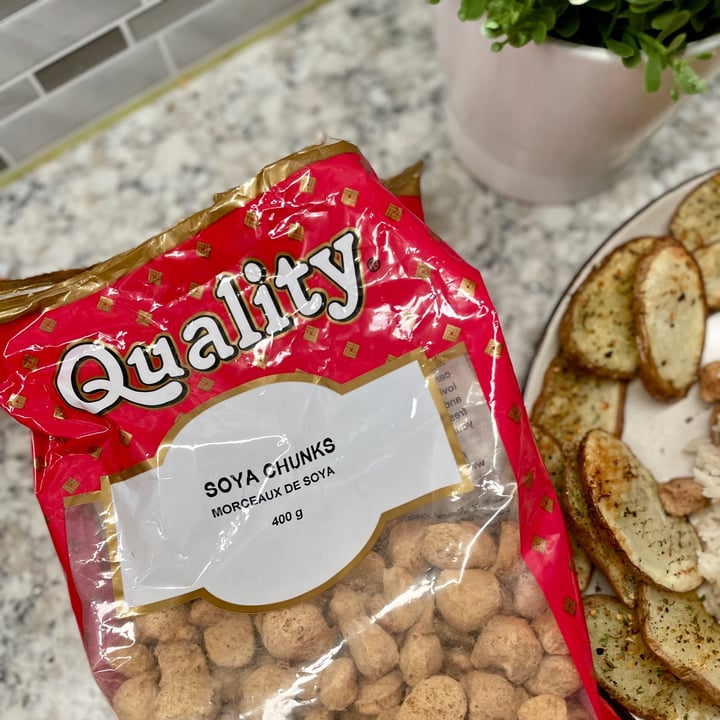 photo of Quality soya chunks shared by @veganvanman on  03 Mar 2025 - review