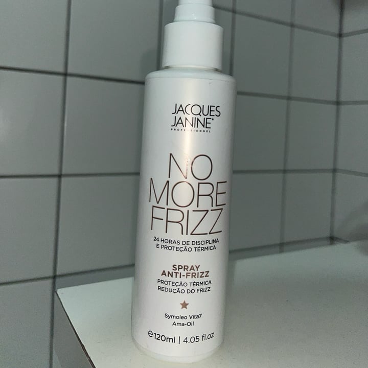 photo of Jacques Janine no more frizz spray anti-friz shared by @aclara on  23 Jul 2024 - review