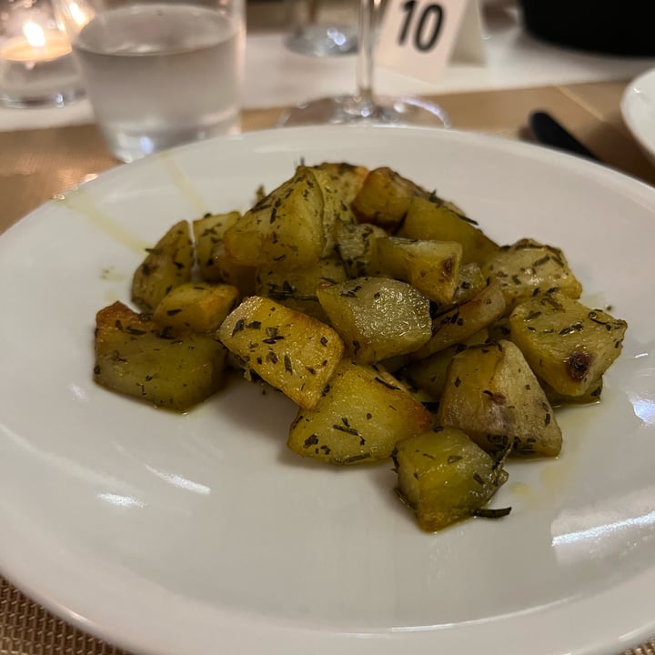 photo of Ristorante Re Sugo Patate Arrosto shared by @seitansistah on  15 Apr 2024 - review