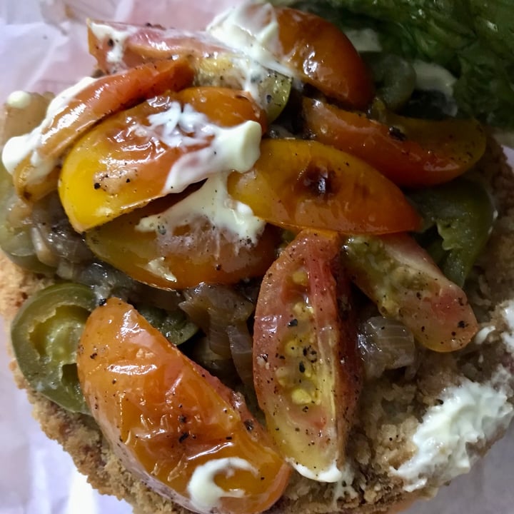 Louis Burger Saket Vegan Gratitude Burger Reviews