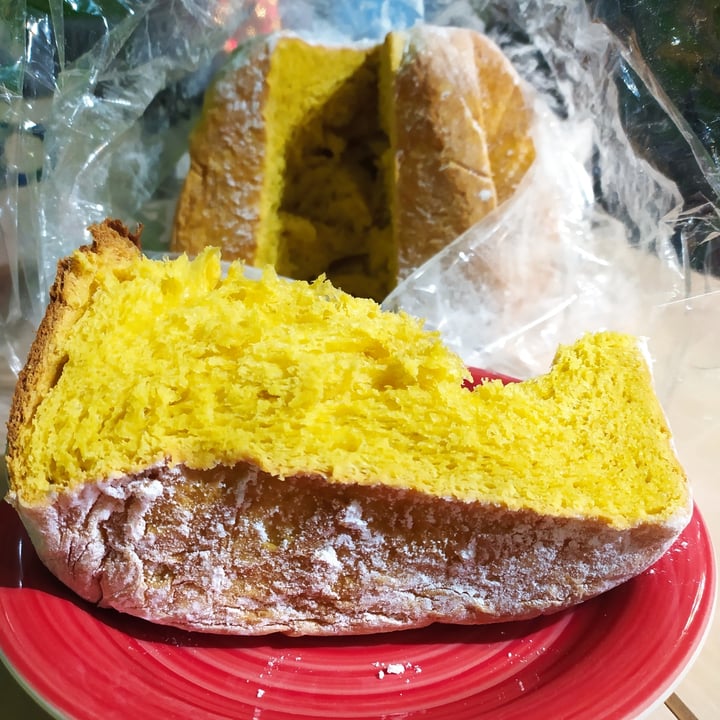 photo of Pasticceria Giacomazzi Pandoro Vegano shared by @lalla2527 on  23 Dec 2024 - review