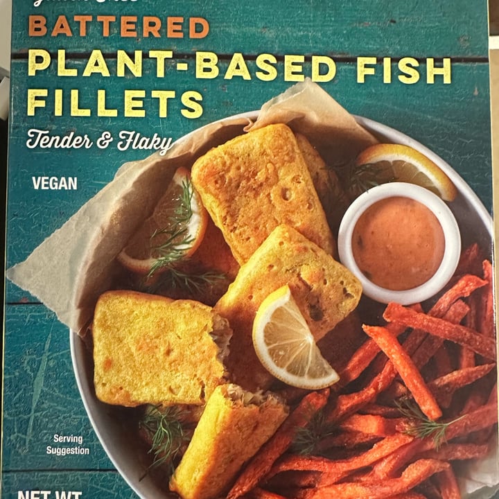 photo of Trader Joe's Battered Plant-Based Fish Fillets shared by @wearetheirvoice on  25 Jan 2024 - review