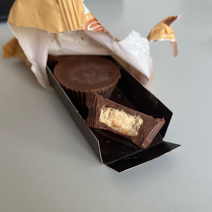 photo of Naughty Nuts Peanut Butter Cups Salted Caramel shared by @eml on  08 Oct 2025 - review