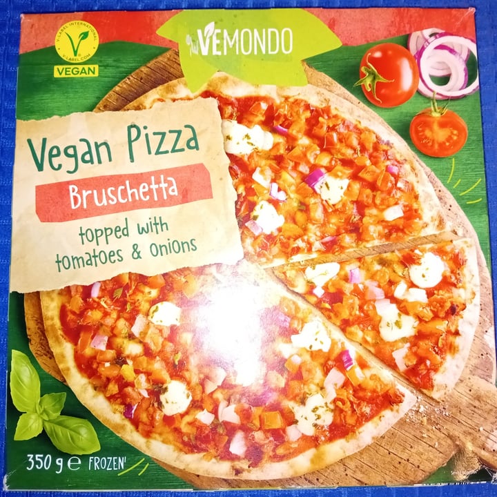 photo of Vemondo Pizza Bruschetta Con Pomodoro E Cipolla shared by @melian on  08 May 2024 - review
