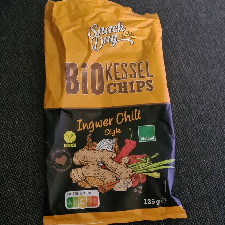 Snack Day Bio Kessel Chips Ingwer Chili Style Review | abillion