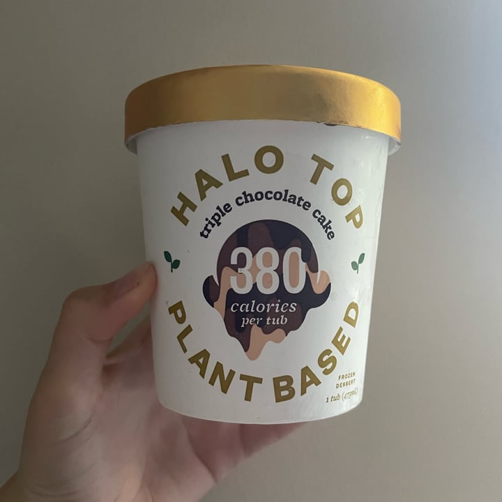 photo of Halo top plant based Triple Chocolate Cake shared by @veggi-bella on  01 Oct 2023 - review