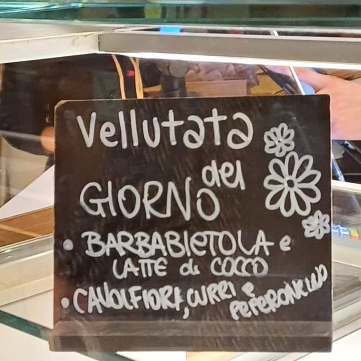 photo of Radicetonda Vellutata Barbabietola e latte di cocco shared by @miocillo0 on  27 Mar 2024 - review