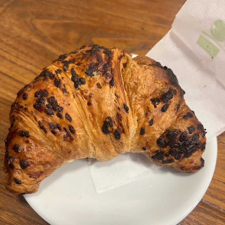 photo of Tre Galline Croissant Brioche al cioccolato shared by @annaviolalupo on  20 May 2025 - review