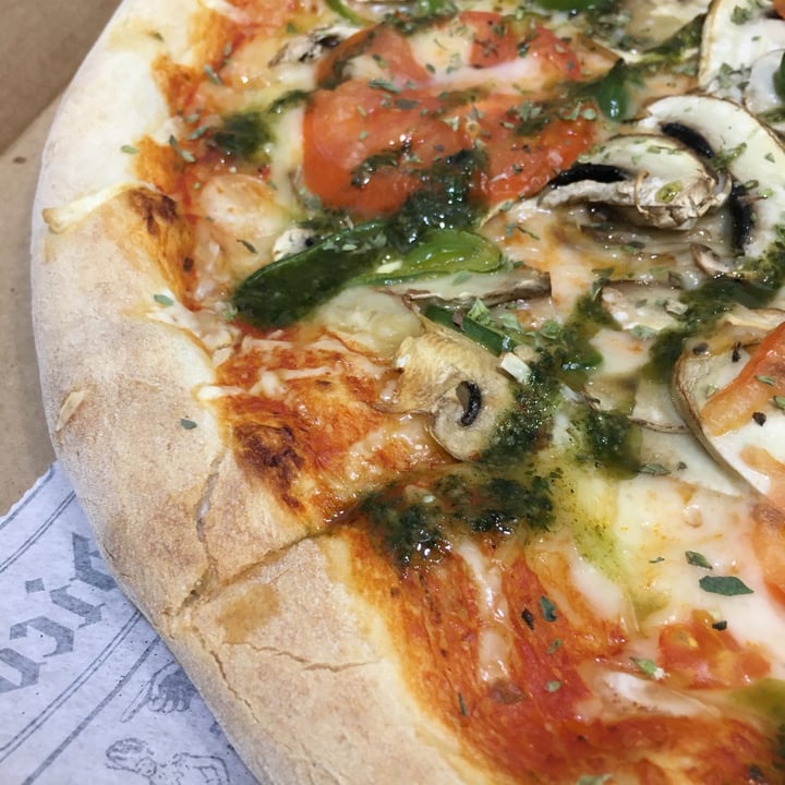 photo of Pizzeria La Fainá Pizza Veggie shared by @latenedor on  05 Oct 2023 - review