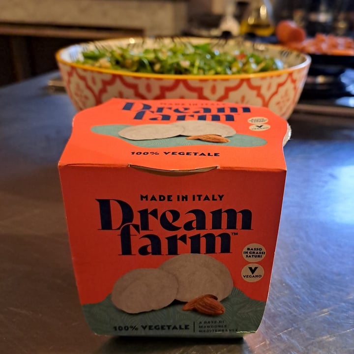 photo of Dream Farm Alternativa vegetale alla mozzarella shared by @ademarsi on  02 Sep 2025 - review