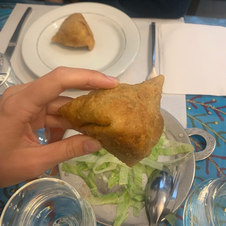 photo of Restaurant punjabi dhaba indian Samosa shared by @ggconlozaino on  28 Apr 2024 - review