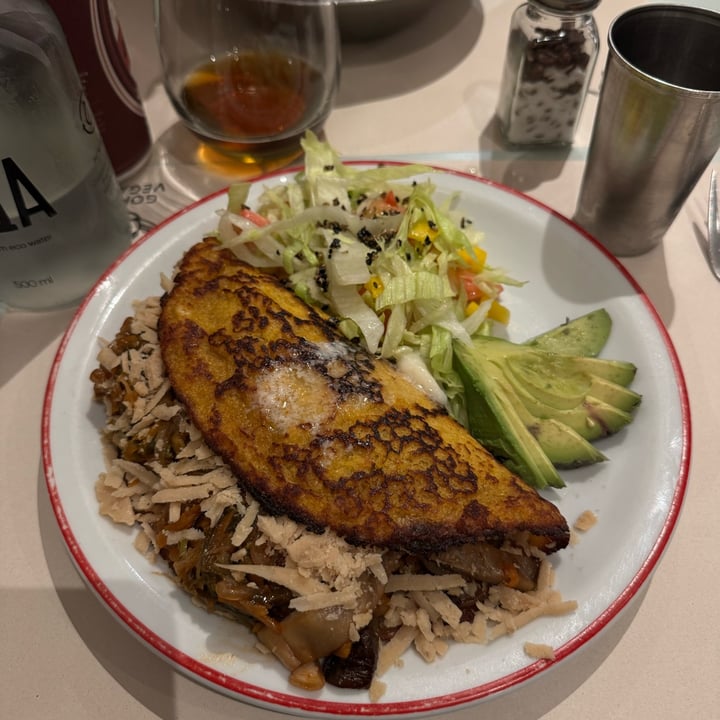 photo of Gordo Vegano Cachapa de hongos shared by @inespressable on  27 Dec 2024 - review
