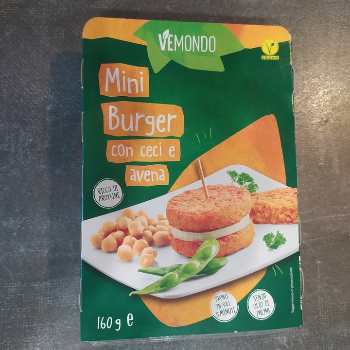 photo of Vemondo Mini Burger con Ceci e Avena shared by @luna27 on  30 Mar 2024 - review