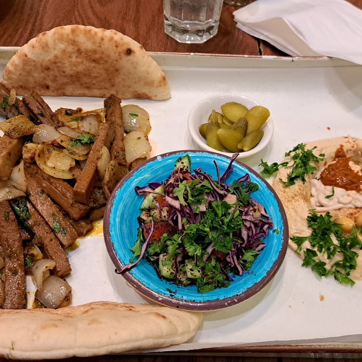photo of Cafe Landwer Plant-Based Shawarma Plate shared by @svraphael88 on  18 Dec 2023 - review