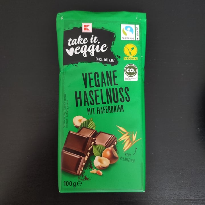 photo of Kaufland Take it Veggie vegane haselnuss mit haferdrink shared by @flouredfingers on  03 May 2024 - review