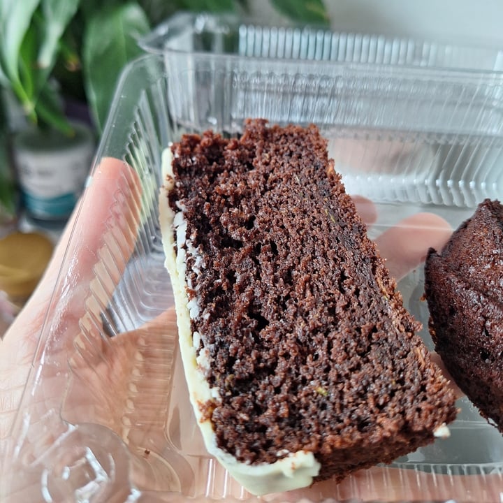 photo of Currys Coffee & Cakes Bolo luchini chocolate branco shared by @katiarozeli on  13 Oct 2025 - review