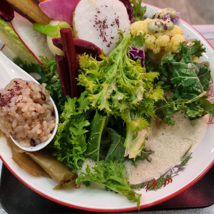 photo of Farmer's Market ＠UNU Tokyo Vegan Ramen Center - Hakata Ramen shared by @filipeguerreiro on  26 Jan 2024 - review