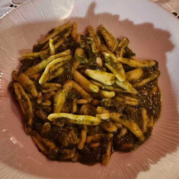 photo of Osteria Gatto d'Oro Cortecce Con Friarielli, Uvetta E Pinoli shared by @fraveg on  12 Aug 2024 - review