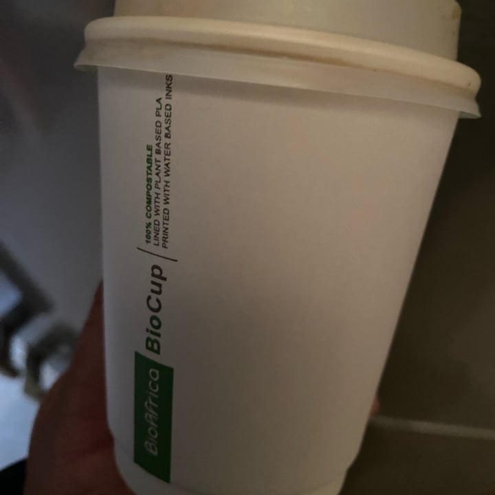 photo of Giovanni’s Deli World Oat Flat White shared by @rushisushi7 on  04 May 2024 - review