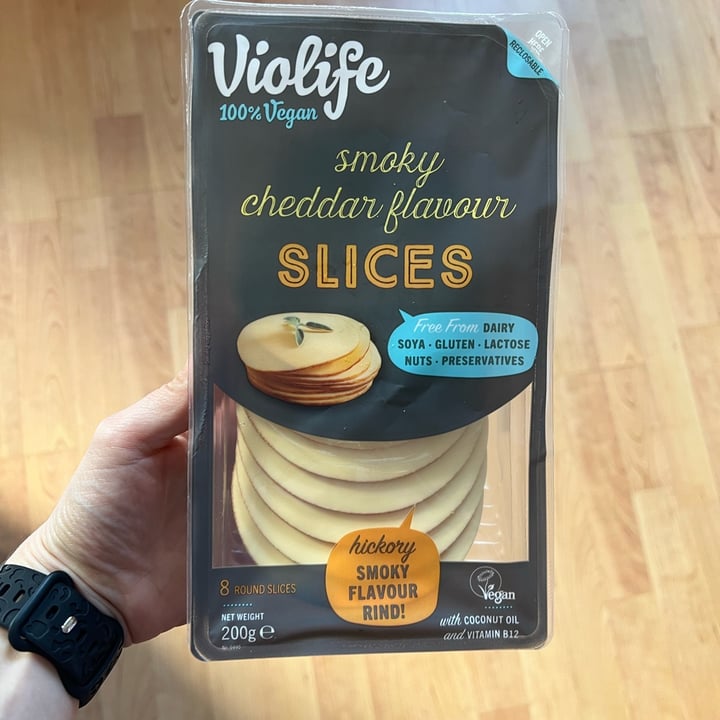 photo of Violife Smoky Cheddar Flavour Slices shared by @fraulicia on  10 Mar 2024 - review