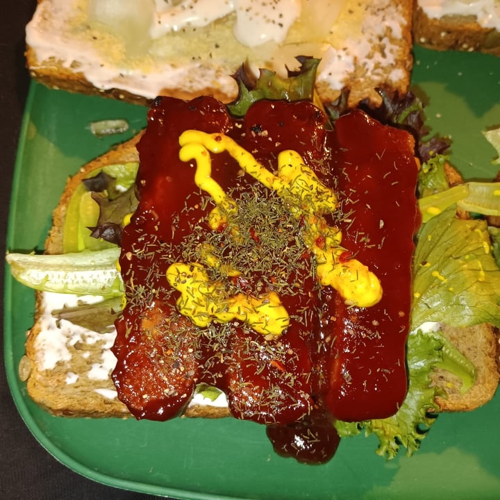 photo of MorningStar Farms Sweet BBQ Riblets shared by @ethicallybasedexnazi on  22 Nov 2024 - review