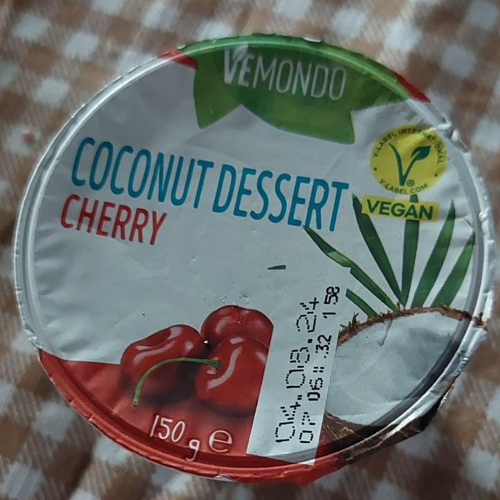 photo of Vemondo bio coconut cherry shared by @strange on  29 Jun 2024 - review