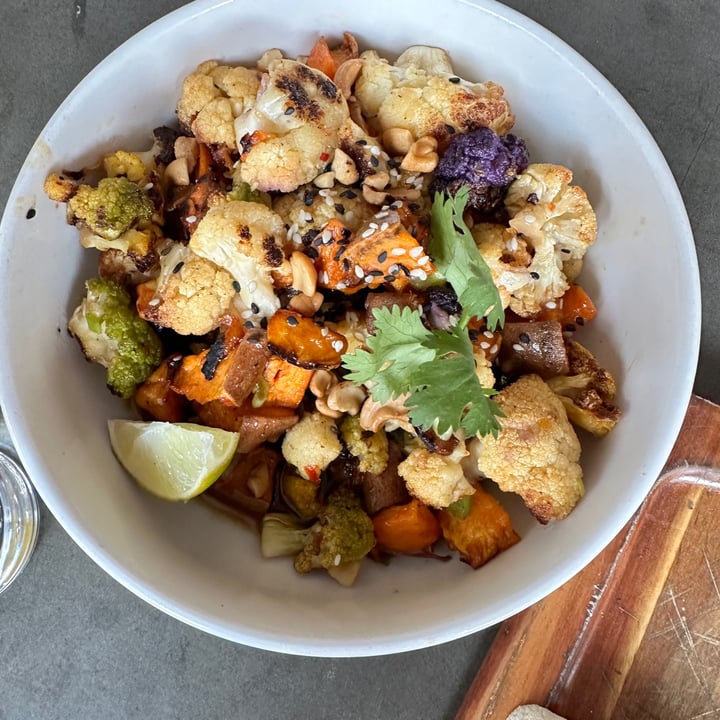 photo of SŌW Plated maple sweet chili cauliflower shared by @yrayburn on  07 Oct 2023 - review