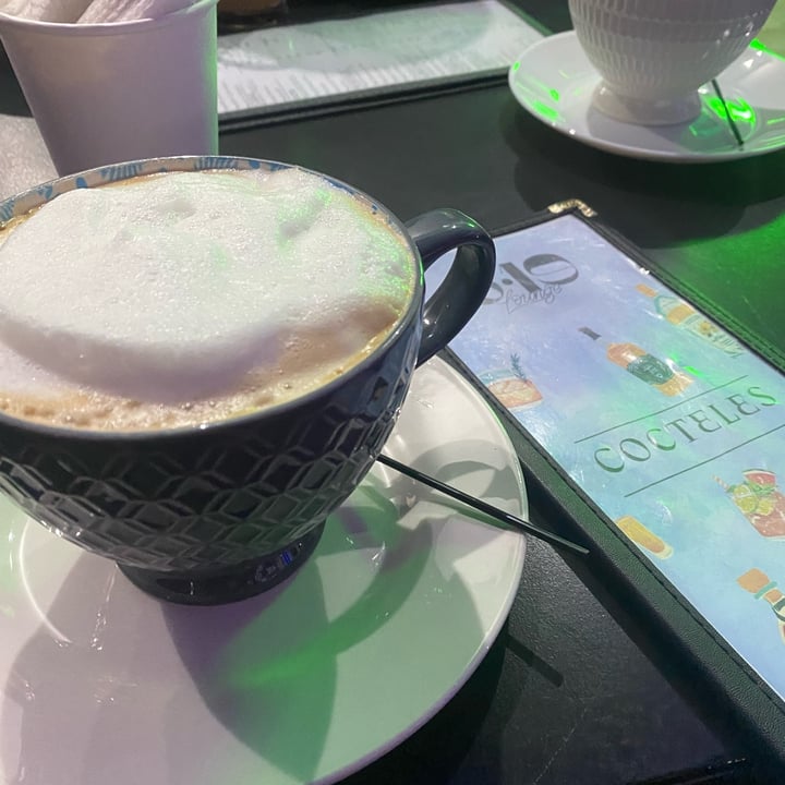 photo of 3.19 Lounge Capuccino sencillo shared by @rogerfriday on  12 Nov 2023 - review