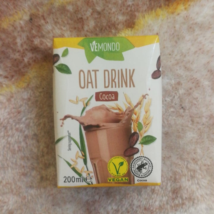 photo of Vemondo oat cocoa drink shared by @aurora-reagisci on  14 Oct 2023 - review